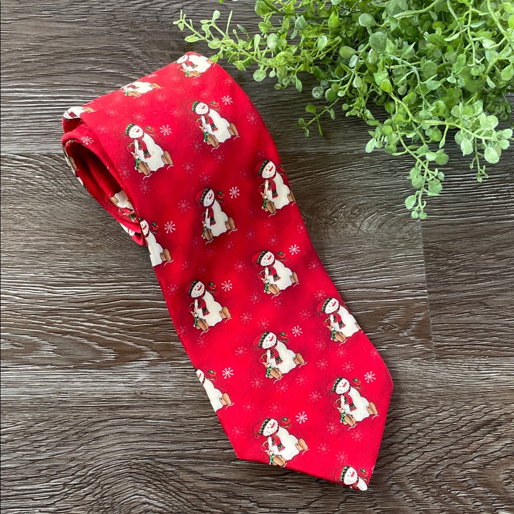 Vintage Hallmark Holiday Traditions Silk Necktie Festive Red Snowman